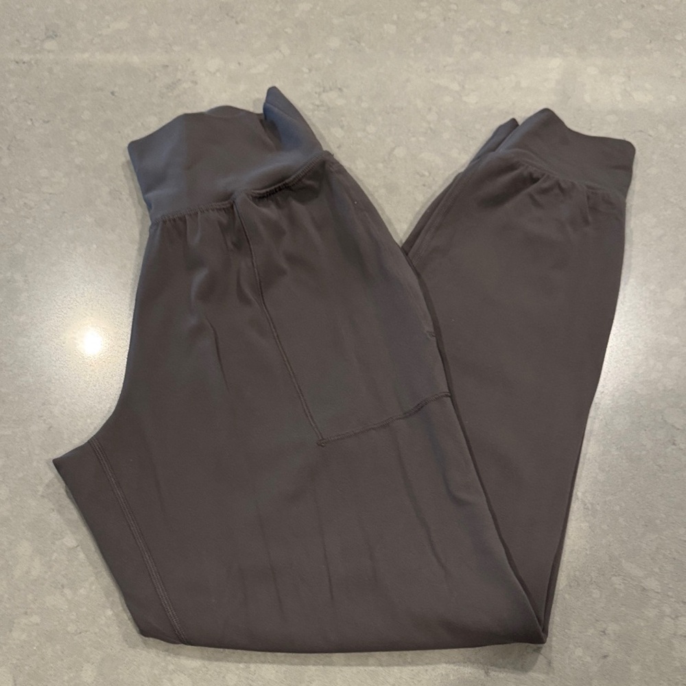 Athleta Charcoal Salutation Jogger Pants XS